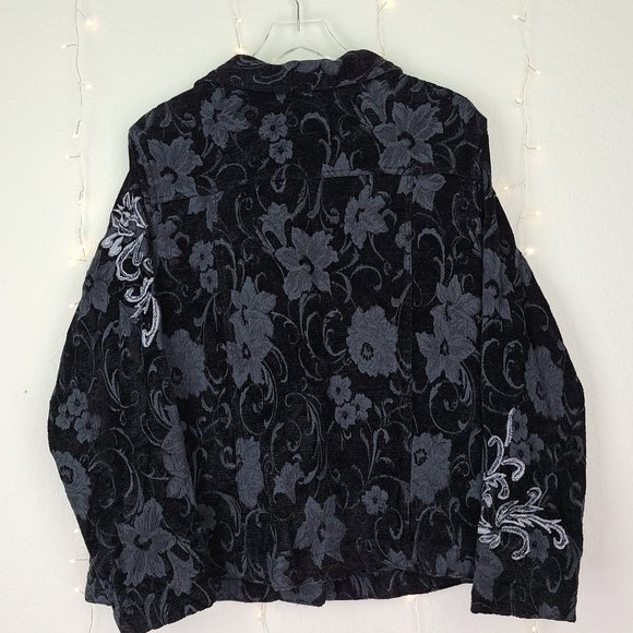 Soft by Avenue Black Brocade Jacket Embroidery Beaded Plus Size 22/24 - Picture 6 of 9